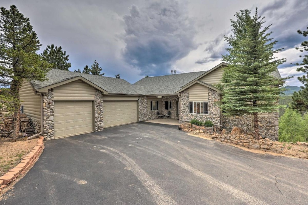 Upscale Mountain-View Manor with Deluxe Deck! Image 38