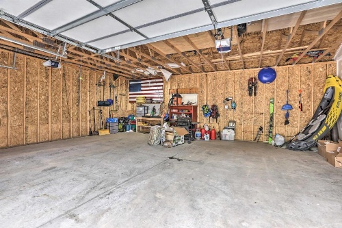 Upscale Mountain-View Manor with Deluxe Deck! image 41