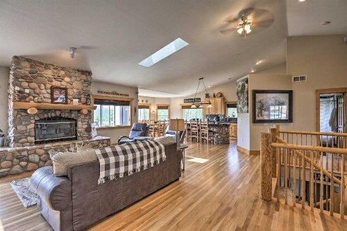 Upscale Mountain-View Manor with Deluxe Deck! image 7